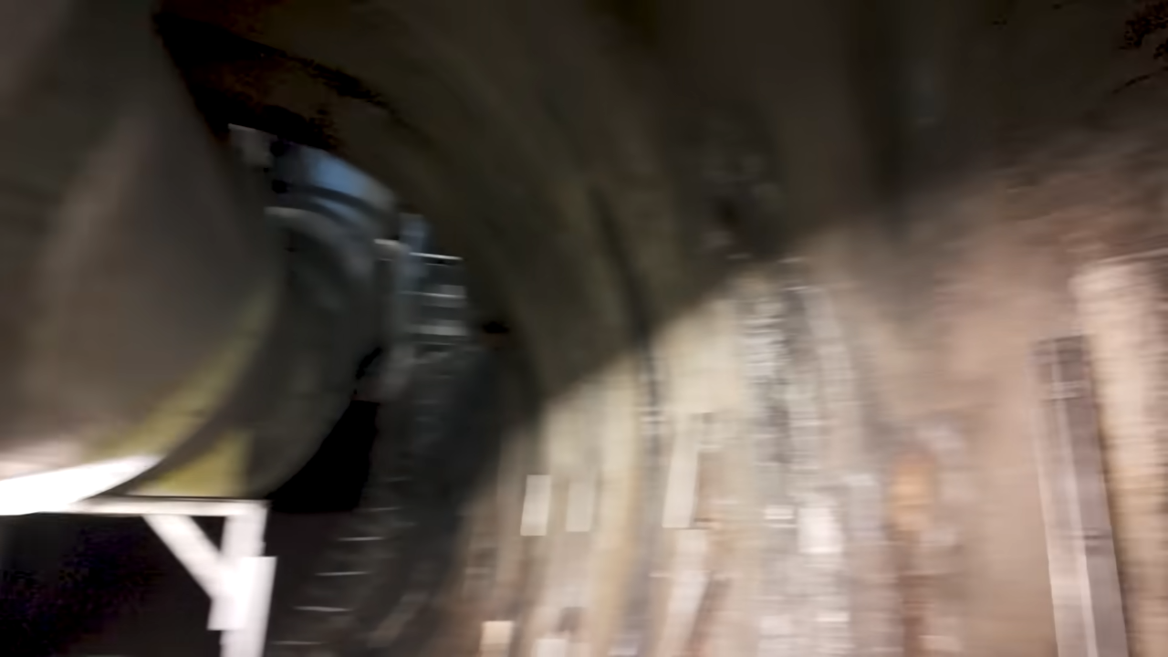 The mist that keeps the Tyne Tunnels safe 9-12 screenshot.png